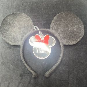 Minnie Mouse Ears (Black Velvet)